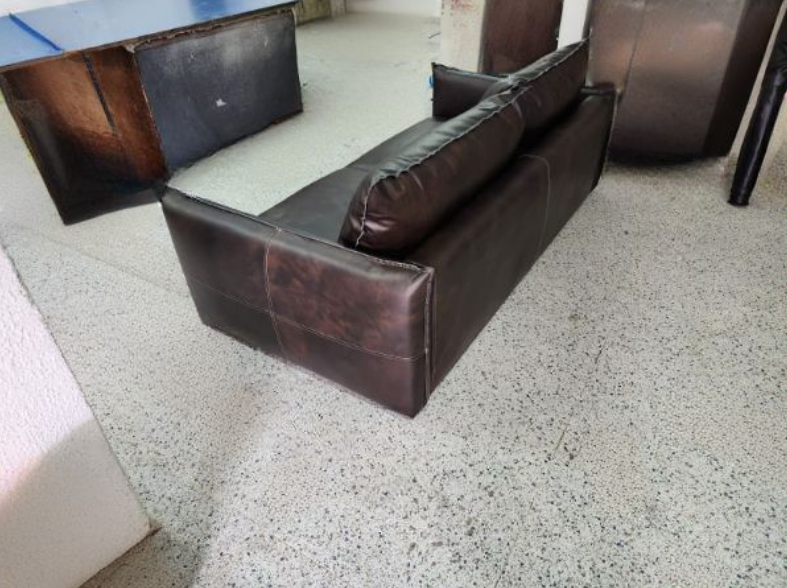 Sofa_cuerina